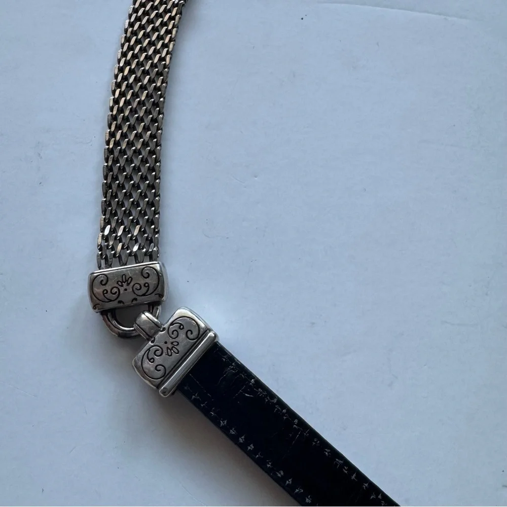 Brighton Leather Metal Links Reversible Black Red Belt B40003 size Medium